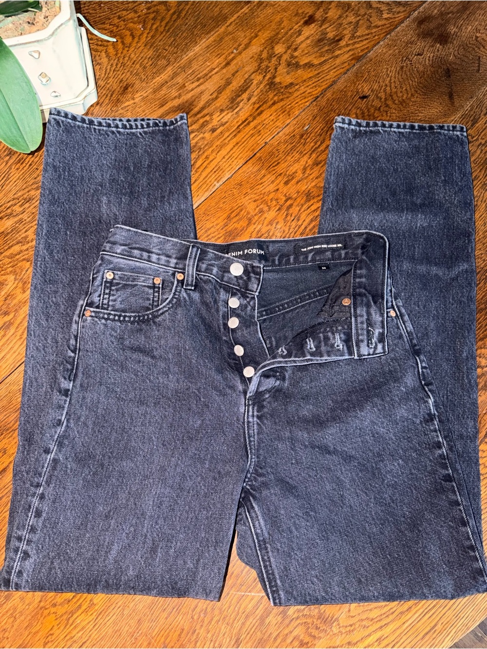 Denim Forum The Joni High Rise  30L Jeans in size 26